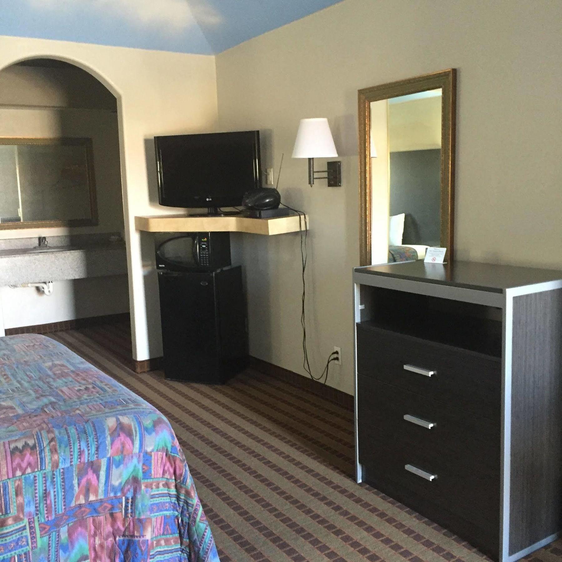 Camelot Inn And Suites Aldine Экстерьер фото